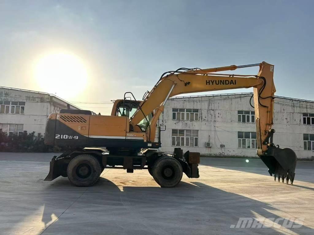 Hyundai 210W-9 Hjulgravere