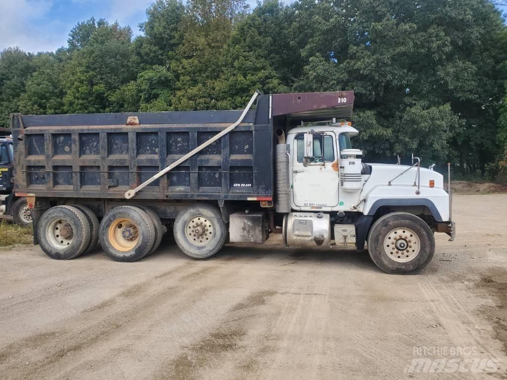 Mack RD 688 S Tippbil
