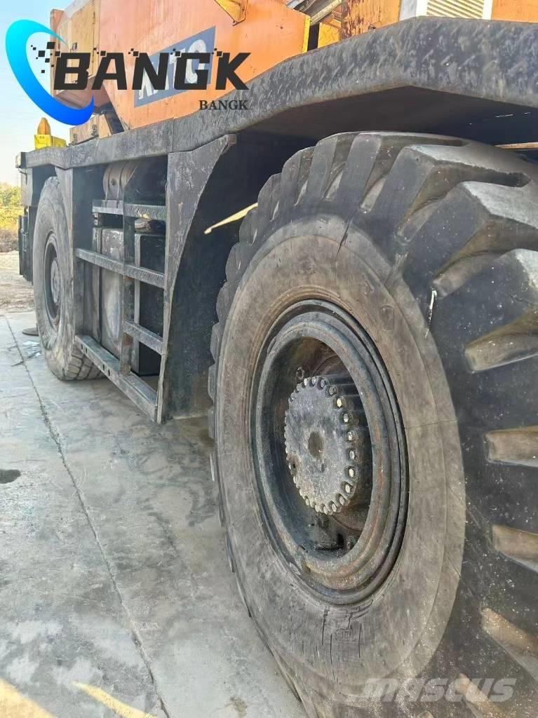 Kato KR 25 H Røff terreng kraner