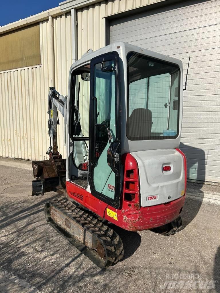 Takeuchi TB216 Minigravere <7t