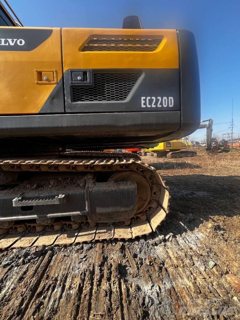 Volvo EC 220 Beltegraver
