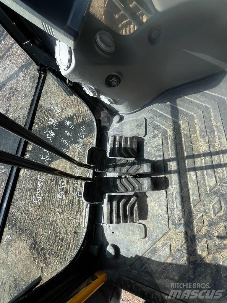 Volvo EC 220 Beltegraver