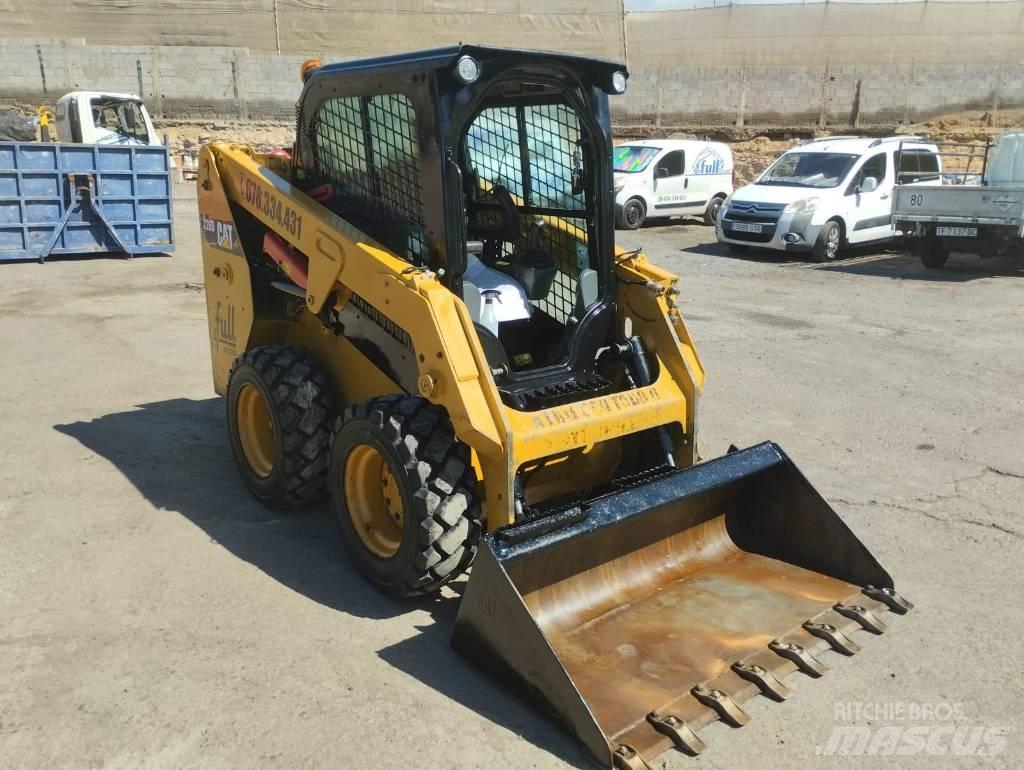 CAT 226 D Kompaktlastere