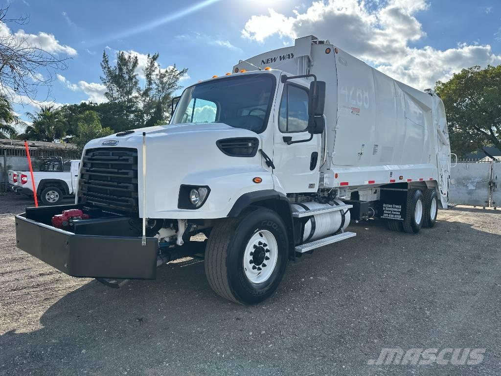 Freightliner 114 SD Renovasjonsbil