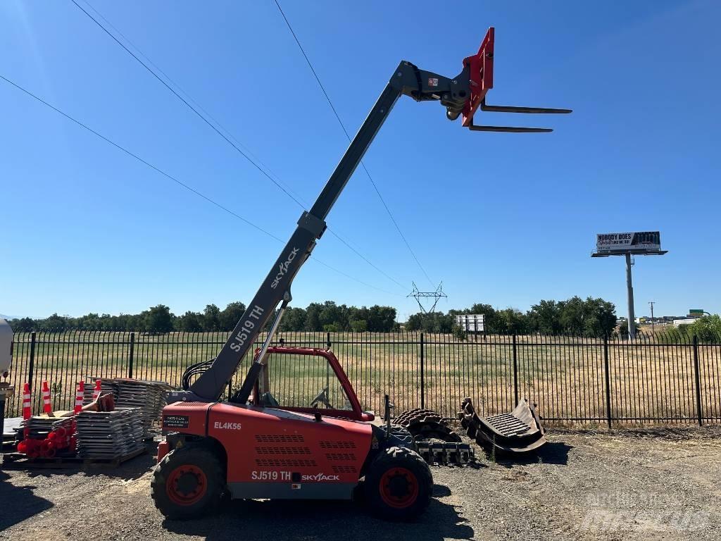 SkyJack SH519 Teleskoplastere