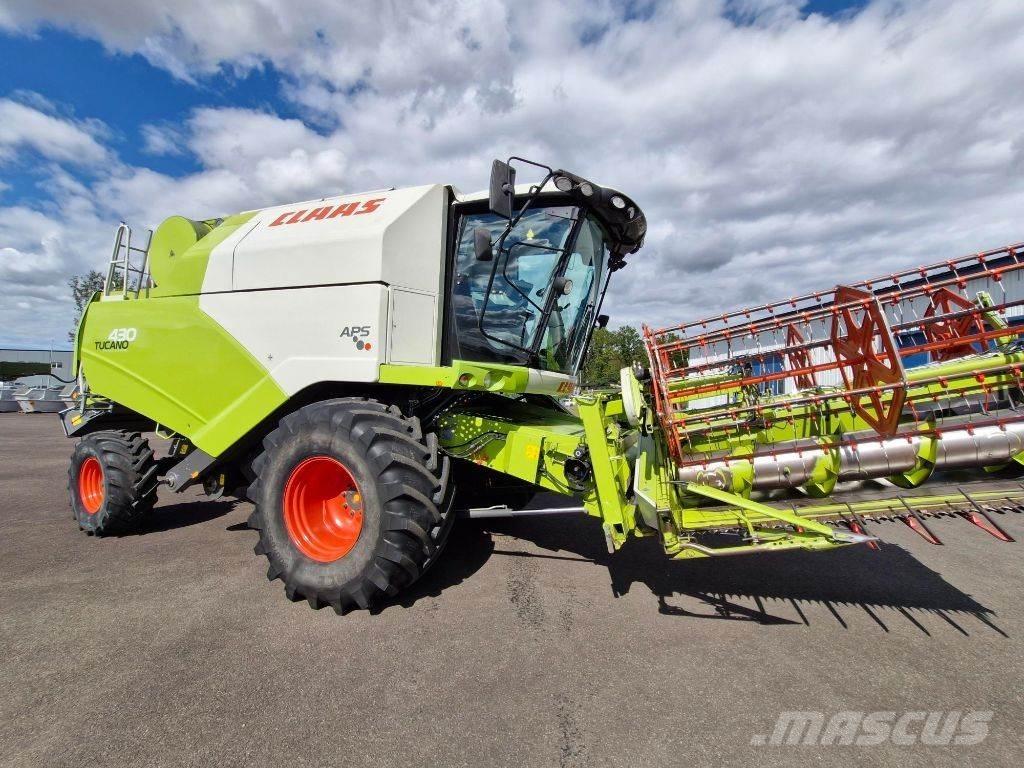 CLAAS Tucano 430 Skurtreskere