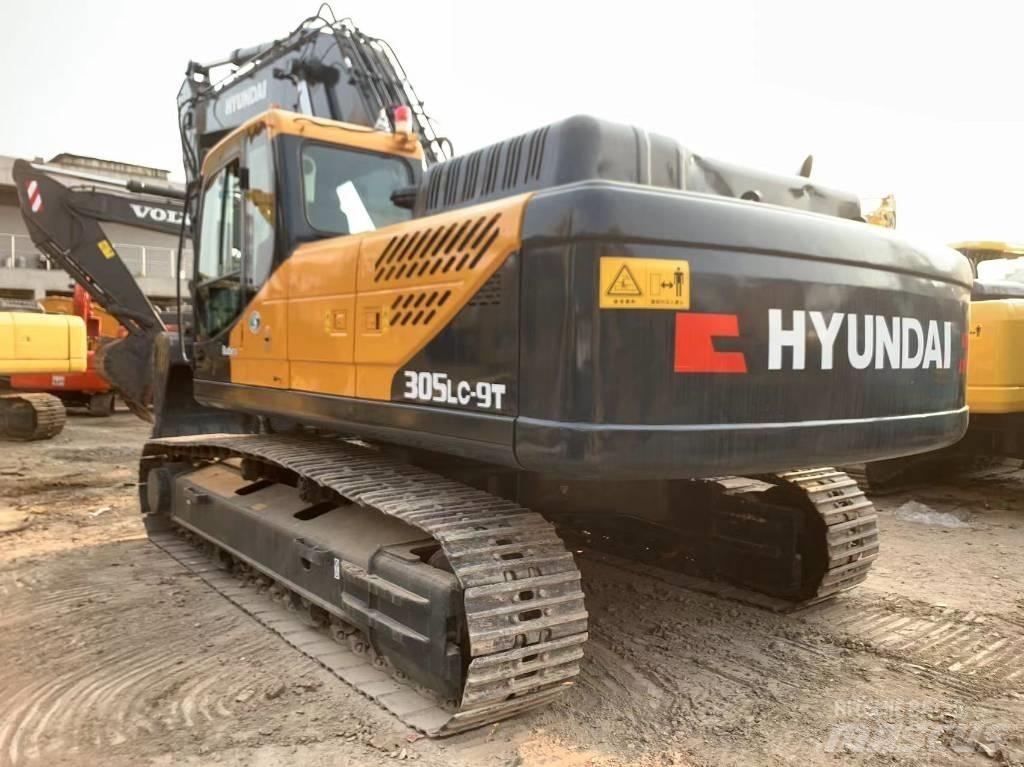 Hyundai 305LC-9T Beltegraver