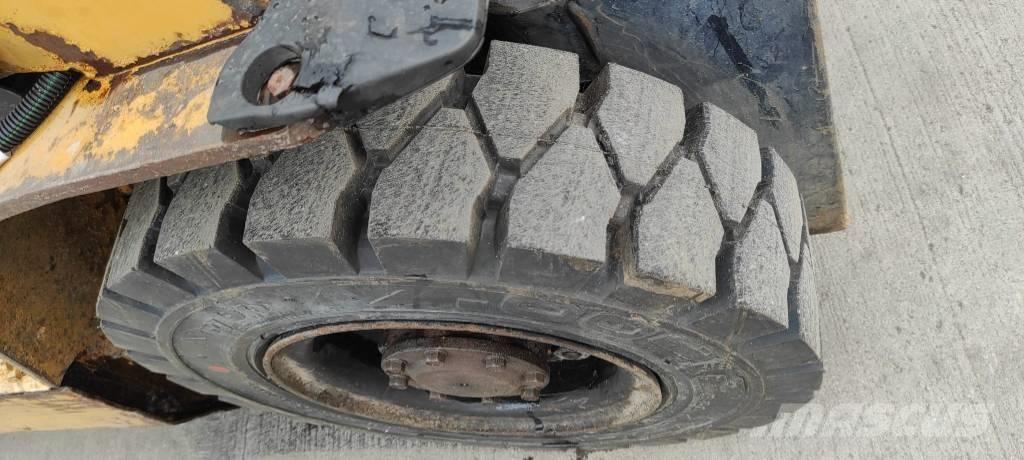 CAT GP 25 N Propan trucker