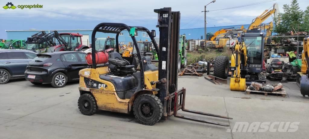CAT GP 25 N Propan trucker