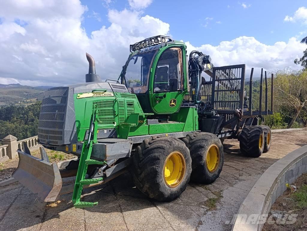 John Deere 1510G Lassbærere