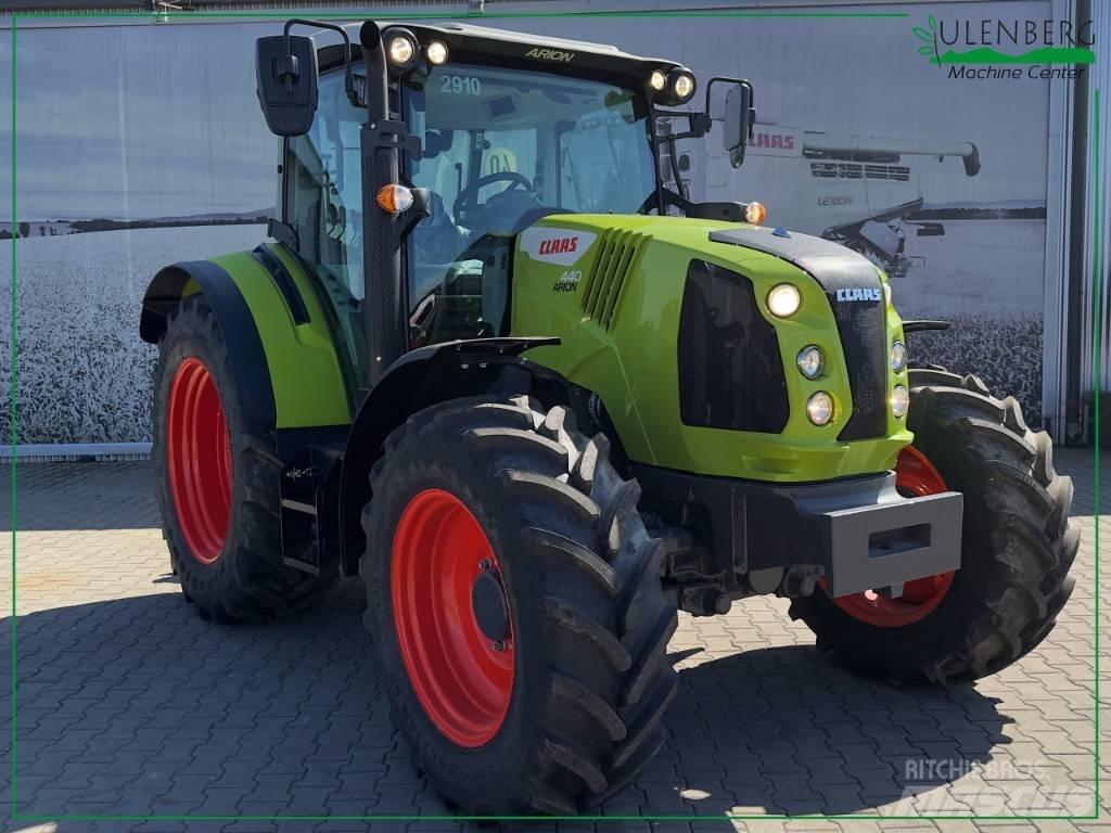 CLAAS ARION 440 Traktorer