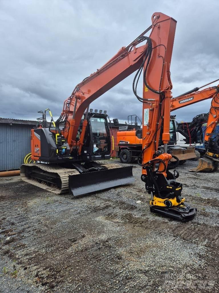 Hitachi ZX 135 US -7 Beltegraver