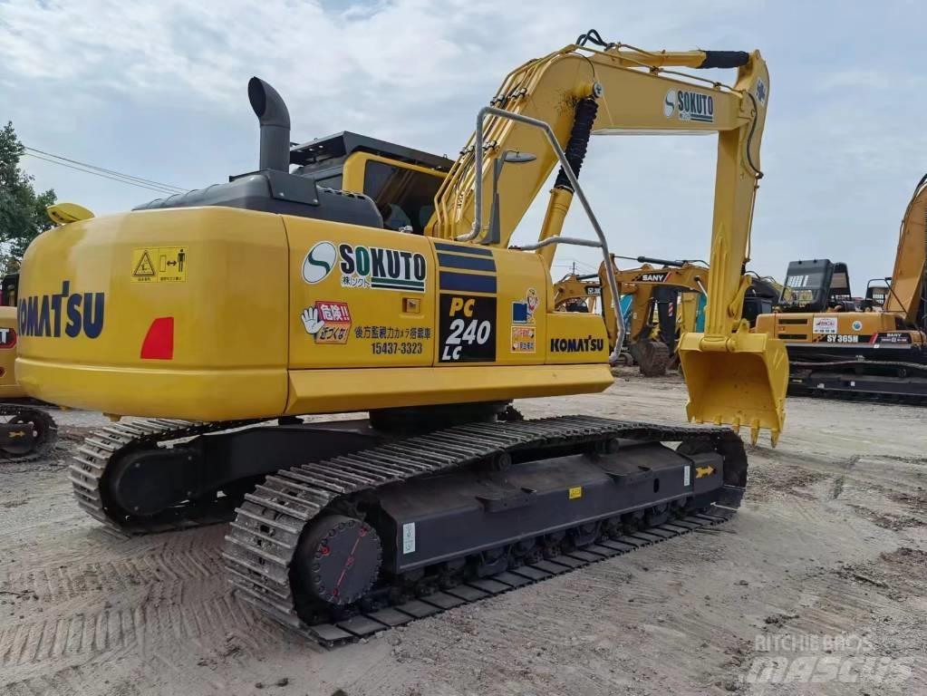 Komatsu PC 240 LC Beltegraver