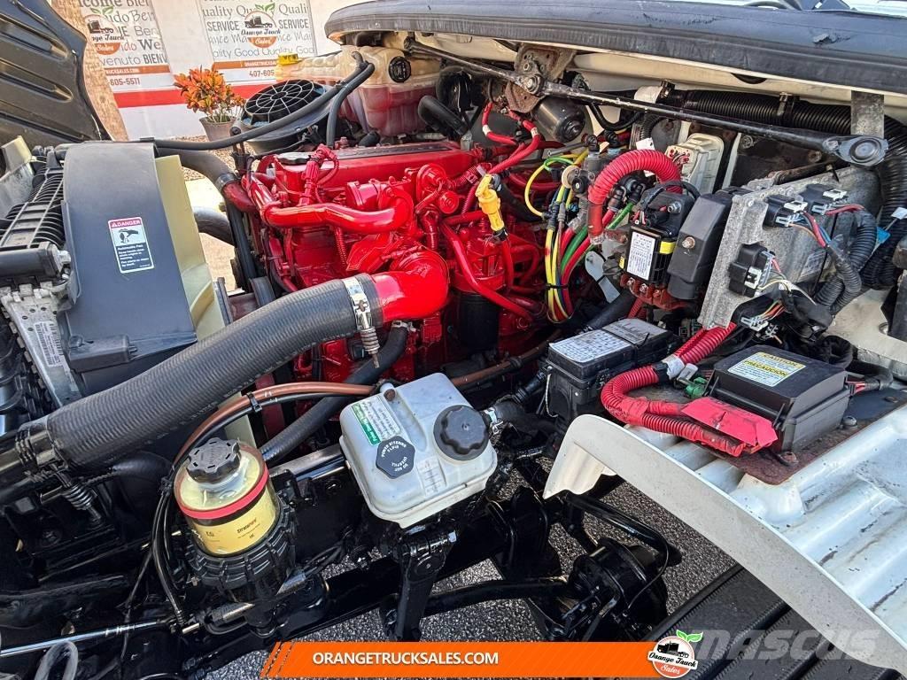 Freightliner M2 Skapbiler