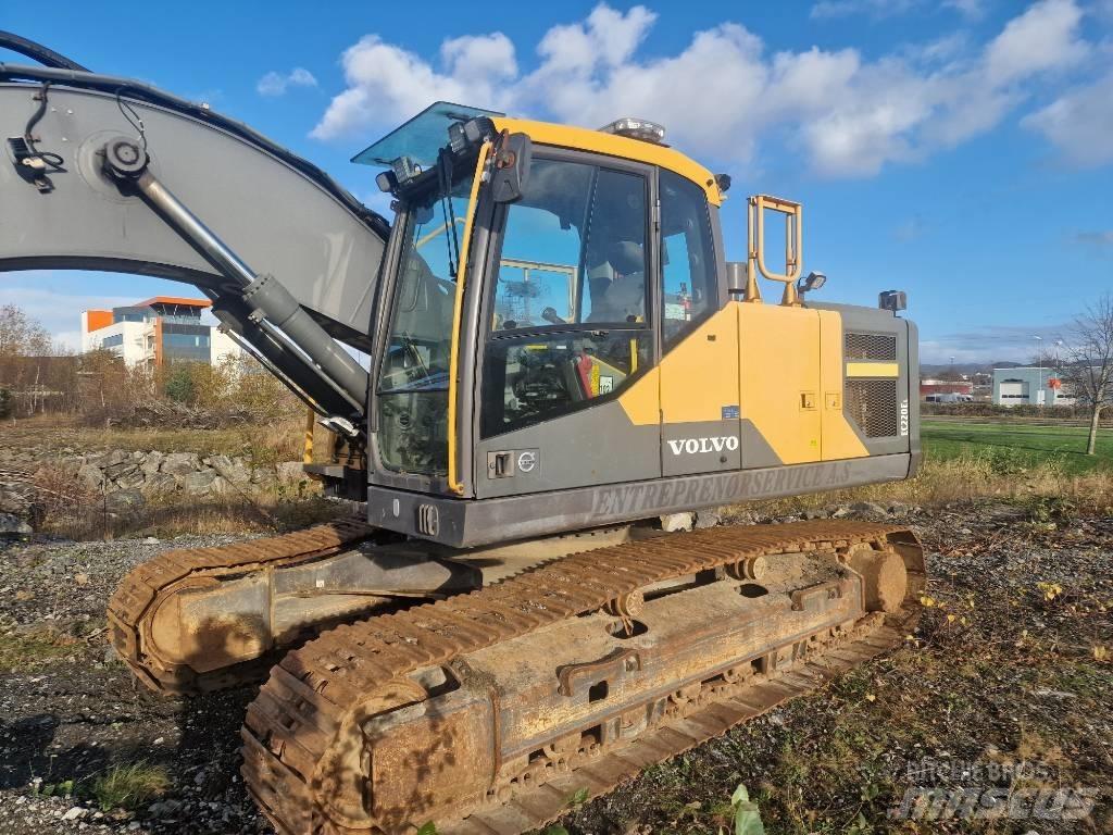 Volvo 220E Beltegraver