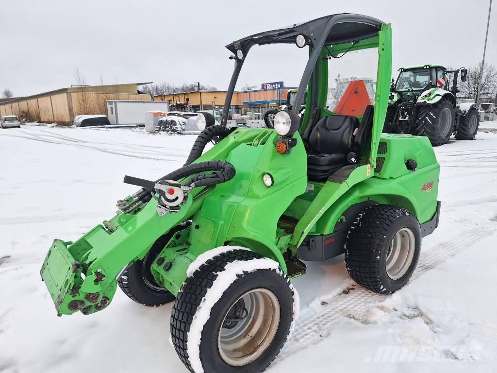 Avant 745 Kompaktlaster