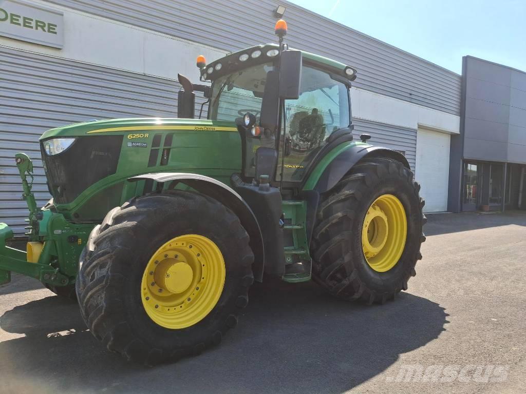 John Deere 6250R Traktorer