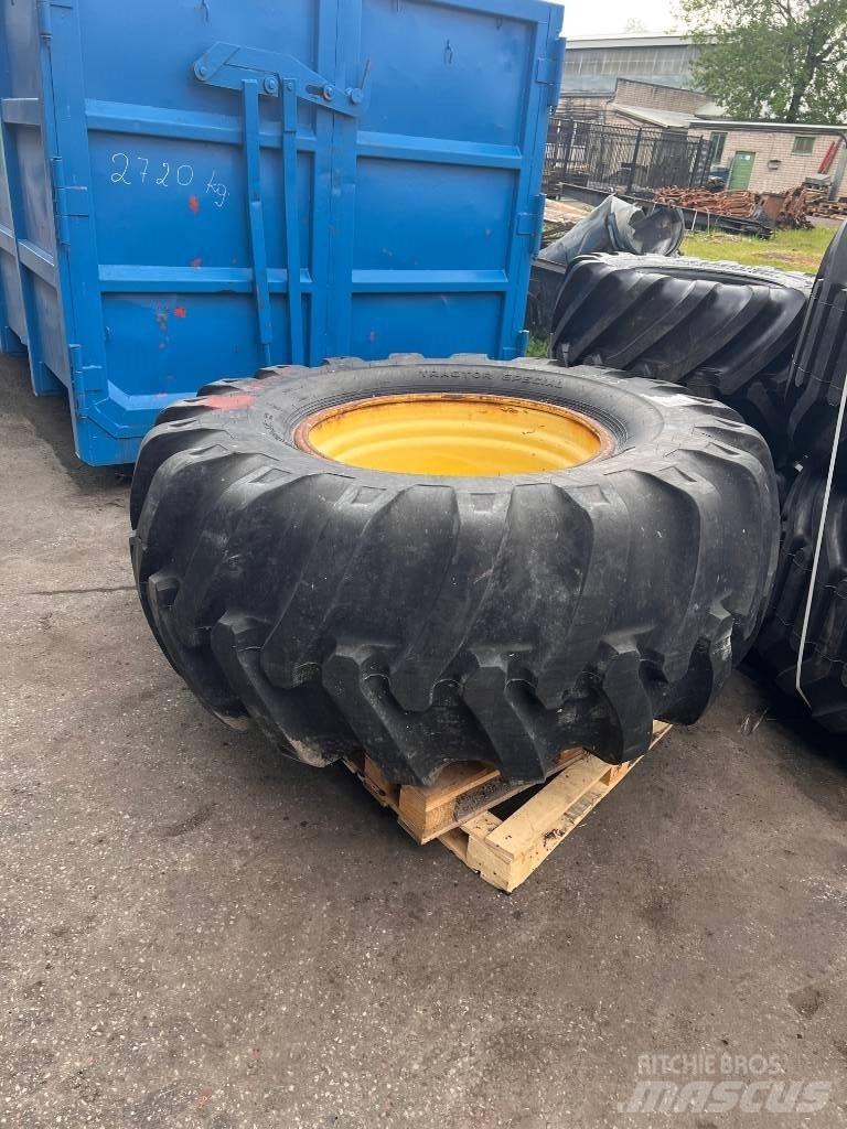 Nokian 700/70-34 Dekk, hjul og felger