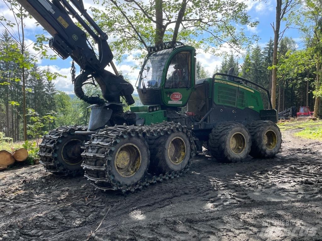John Deere 1270G 8WD Hogstmaskiner