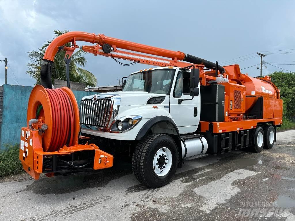 International 7400 Slamsugere