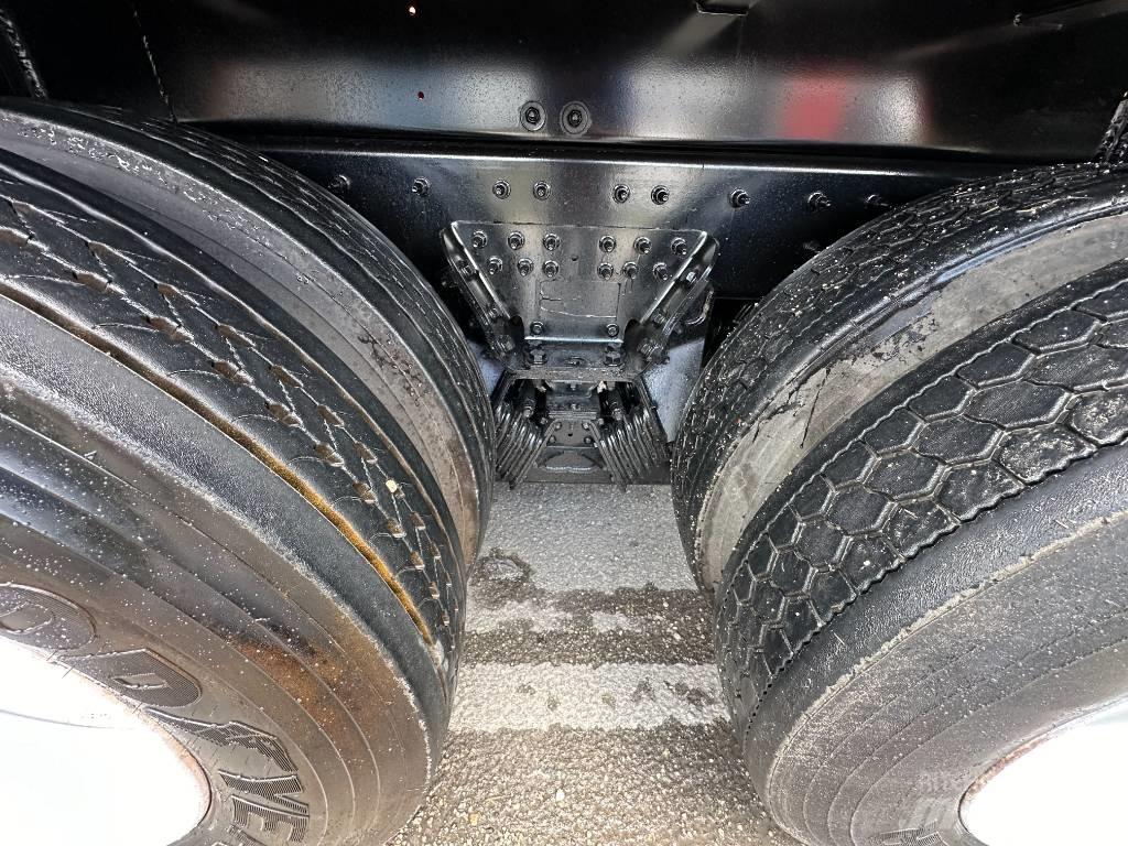 International 7400 Slamsugere