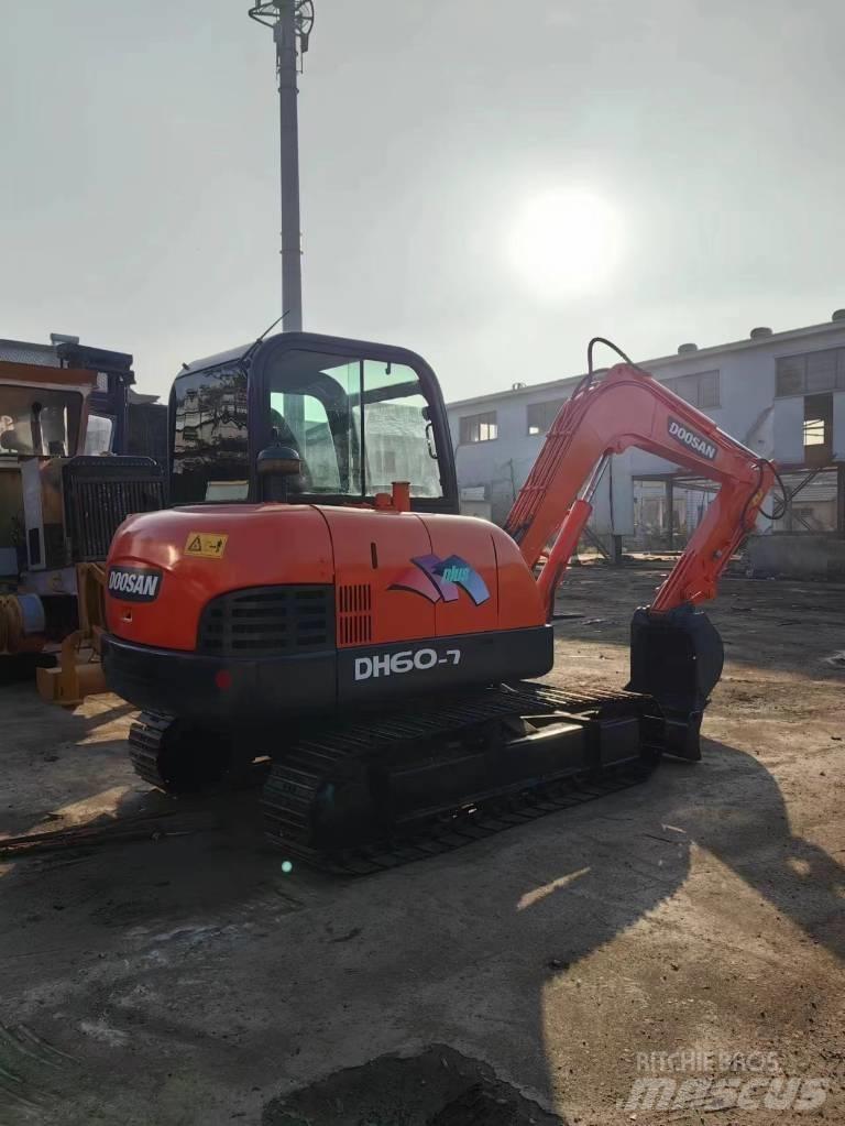 Doosan DH 60-7 Minigravere <7t