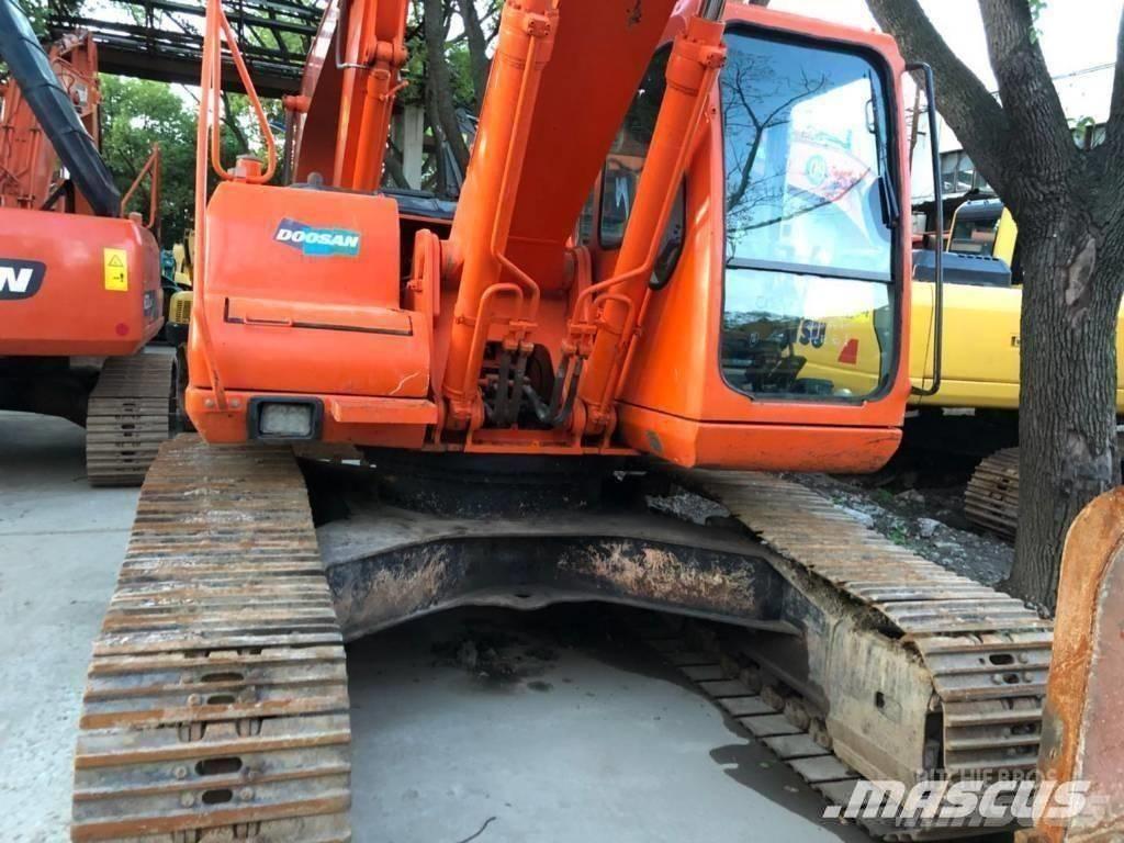 Doosan 220-7 Beltegraver