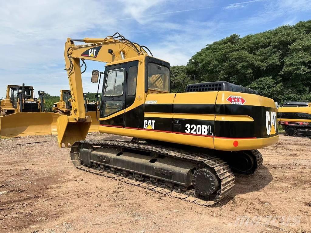 CAT 320 B Beltegraver