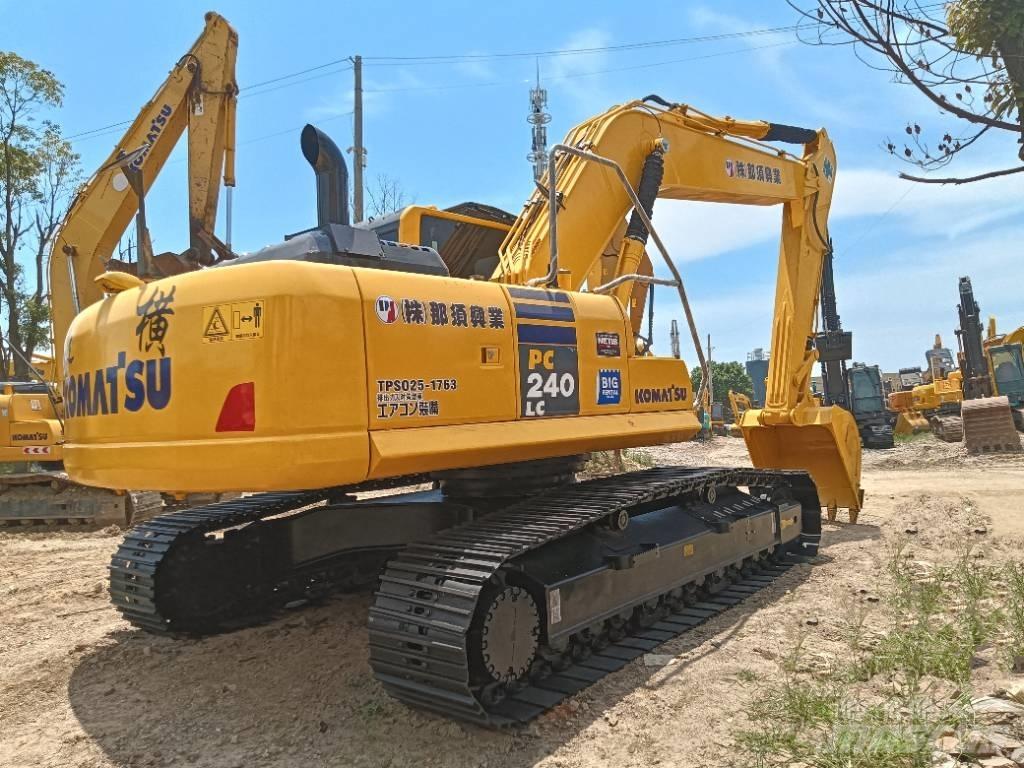 Komatsu PC 240 Beltegraver