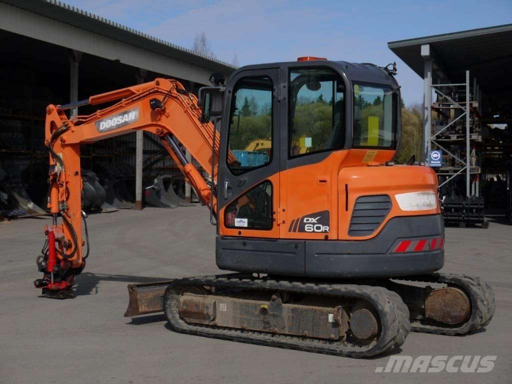 Doosan DX 60 R Minigravere <7t