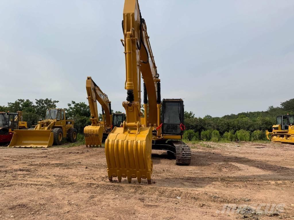 CAT 320 B L Beltegraver