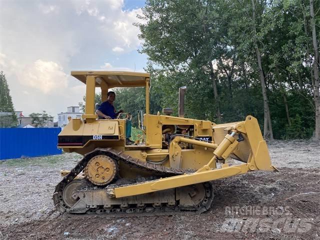 CAT D 5 H Dozere Beltegående