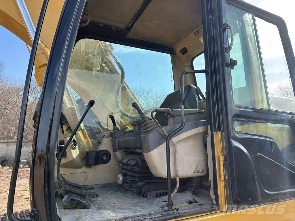 CAT 320 C L Beltegraver