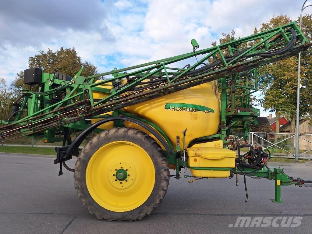 John Deere 840 Slepesprøyter