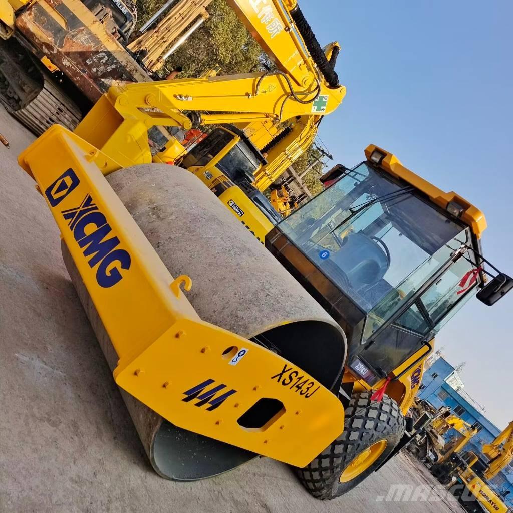 XCMG XS 143 J Valsetog