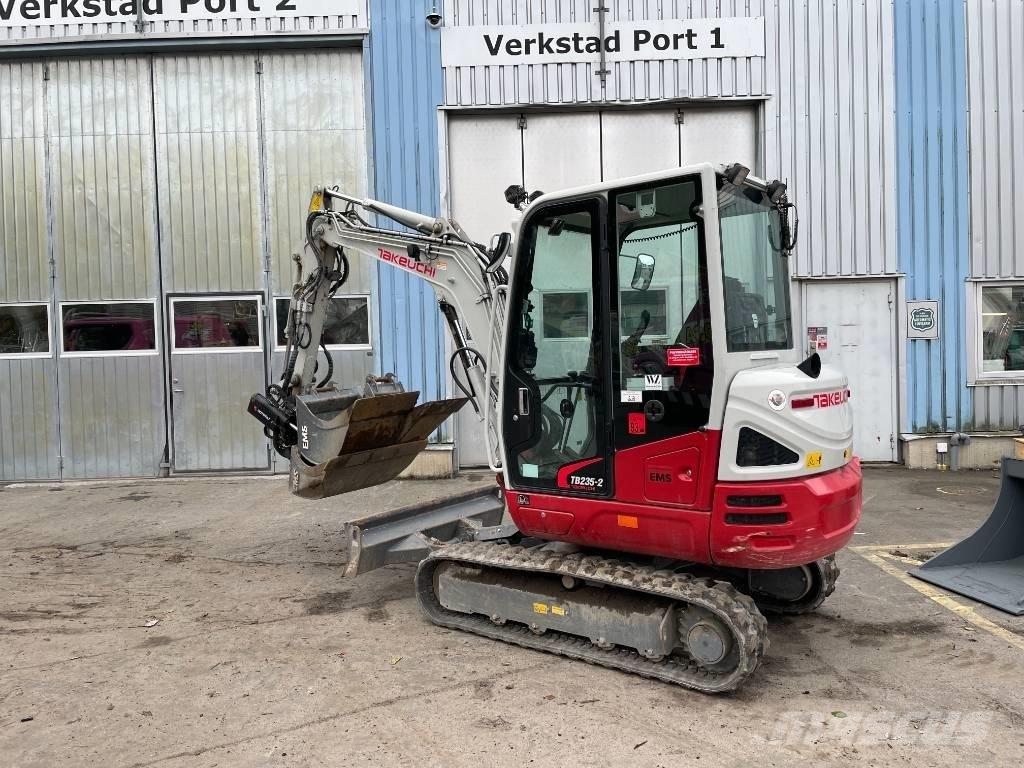 Takeuchi TB 235-2 Minigravere <7t