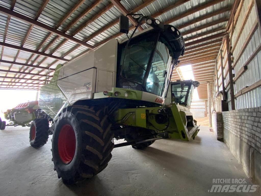 CLAAS Tucano 450 Skurtreskere
