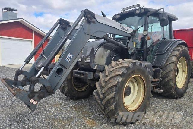 Valtra N141 HiTech Traktorer