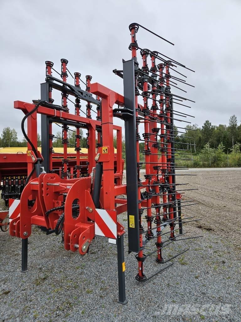 Tume Harrow s 660 L Harver