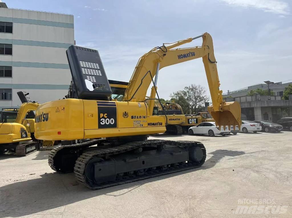 Komatsu PC 300 Beltegraver
