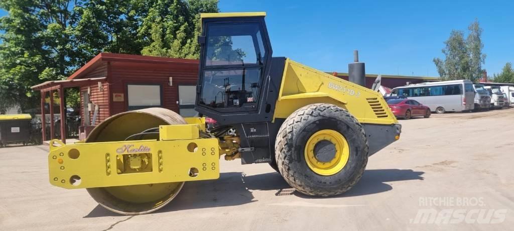 Bomag BW 211 D-3 Valsetog