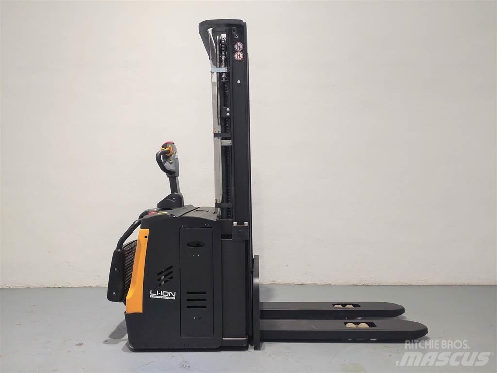  ES16 RSL Litio Lavtløftende truck med platform