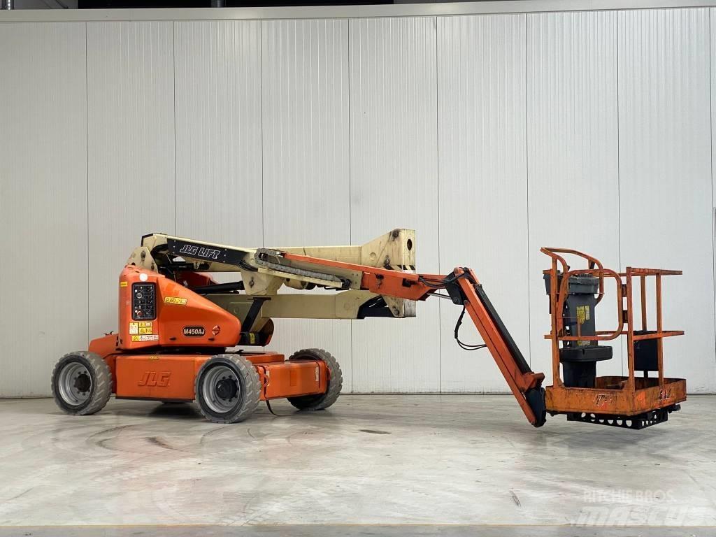 JLG M450AJ Leddede bomlifter