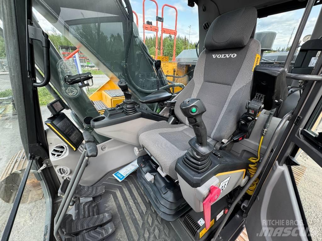 Volvo EC 250 E Beltegraver