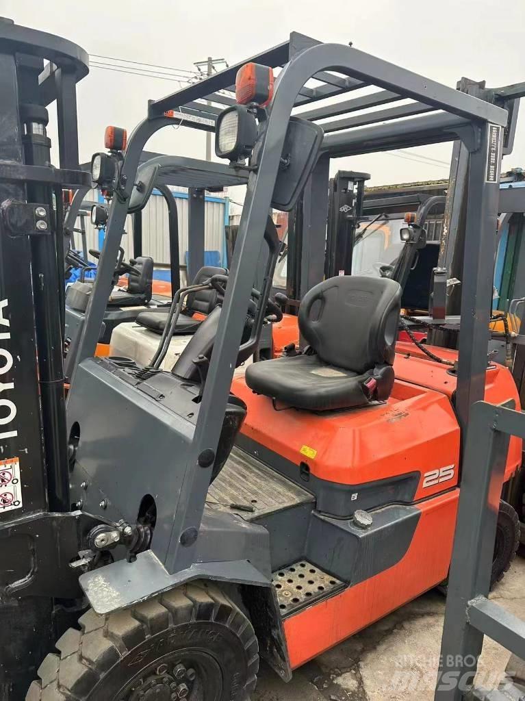 Toyota FD 20 Diesel Trucker