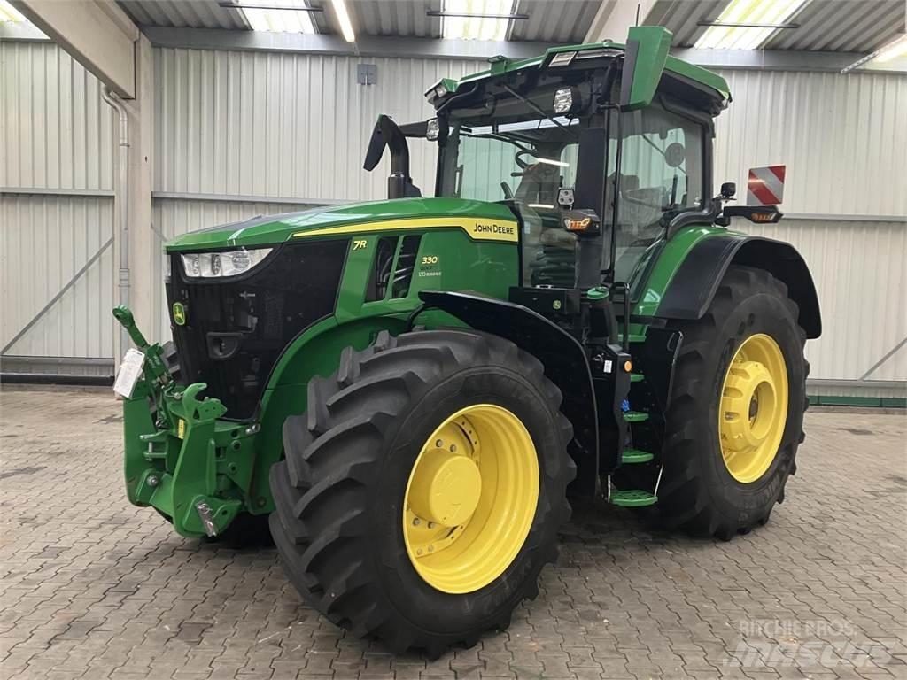 John Deere 7R 330 Traktorer
