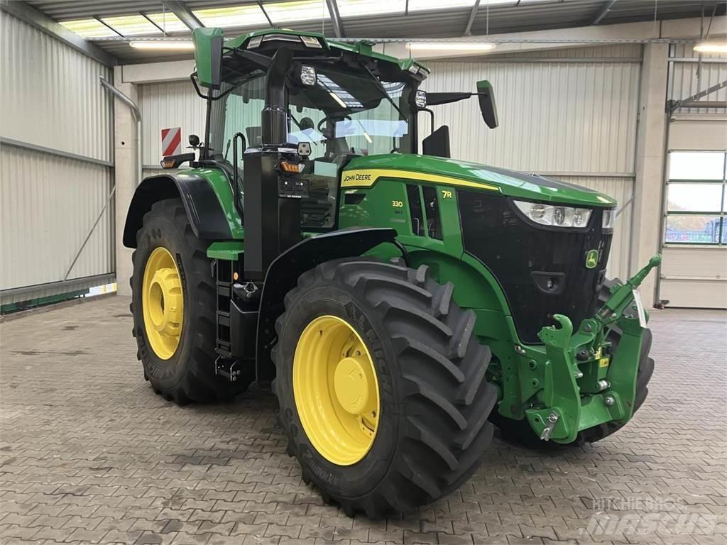 John Deere 7R 330 Traktorer