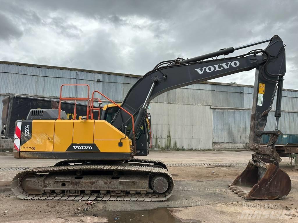 Volvo EC 220 E L Beltegraver