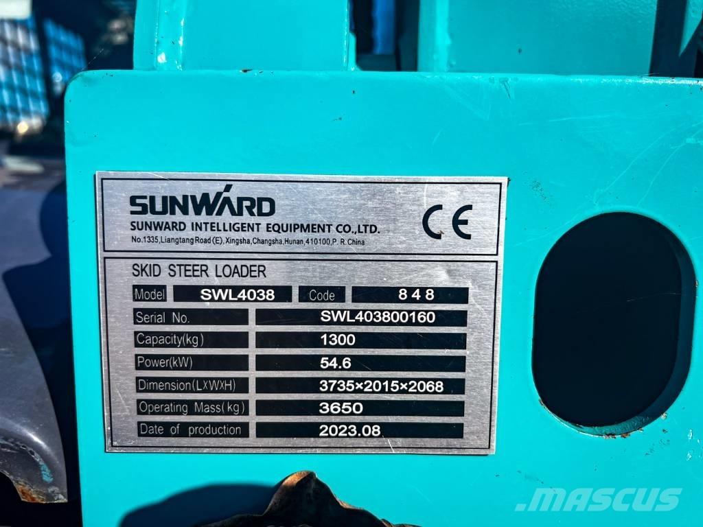 Sunward 4038 Kompaktlastere