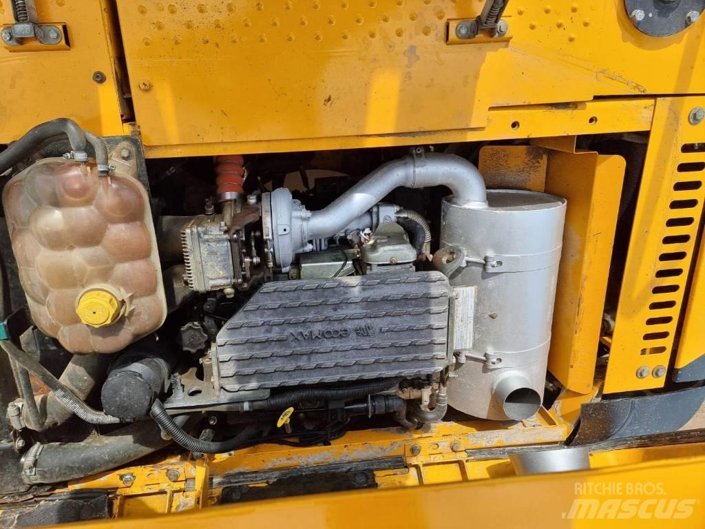 JCB JS 130 LC Beltegraver